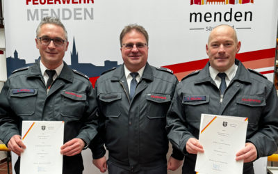 Zwei Kameraden zu Brandoberinspektoren befördert